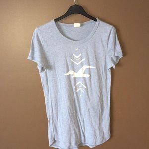 Hollister tee